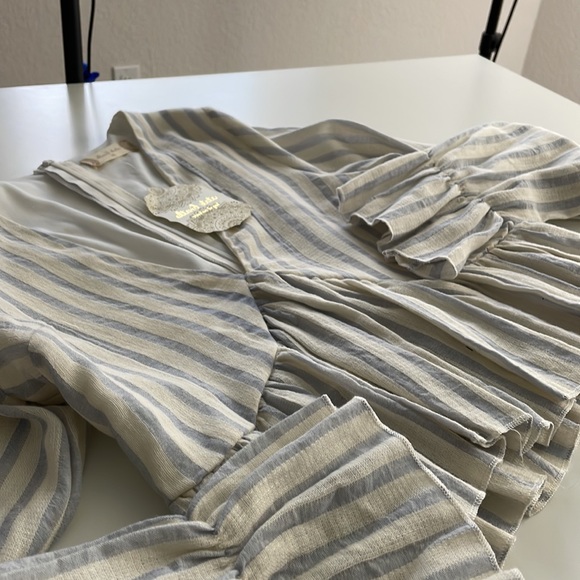 NWT Altar'd State Womans XS Crop Top Striped Long Sleeve Ruffle Hem Zip Up Back - Picture 8 of 9